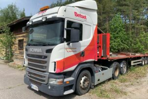 Scania R440 6X2*4