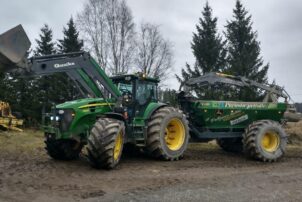 John Deere 7930