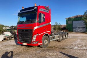 Volvo FH 460 8x4 Tridem