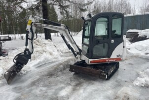 Bobcat 323 J-series