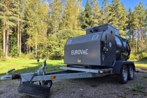 Eurovac LT187 huipputehoimuri perävaunualustalla