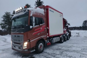 Volvo FH16 Bruks 806 PTC Haketusauto