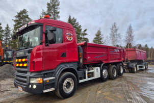 Scania R 560 8x4