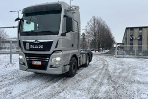 MAN TGX 28.500 6x2 UUSI MOOTTORI 2v TAKUU