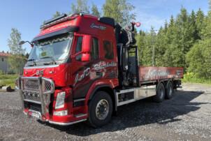 Volvo FM 450 6*2 + Effer 2556S nosturi