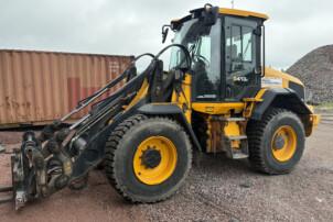 JCB 413K pyöräkuormaaja