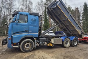 Volvo FH 12 460 aurausvarustuksella