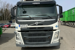Volvo FM330