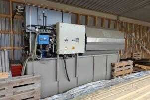 CLEFIL RBF-E1000 Leikkuunesteen keskuspuhdistusyksikkö