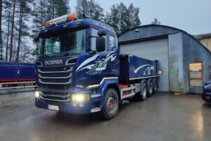 Scania R730 8X4