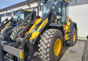 JCB 437 S5 HT