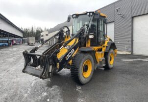 JCB 411 TF4