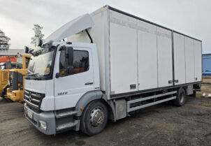 Mercedes-Benz Axor 1829