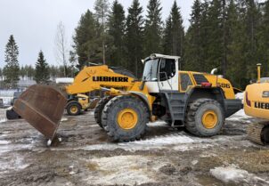 Liebherr L586