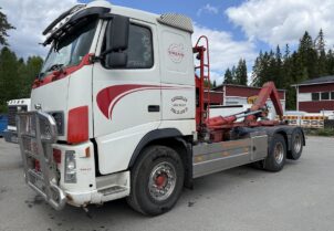 Volvo FH12 Koukkuauto