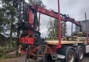 Loglift 118S + Apurunko pankkoineen