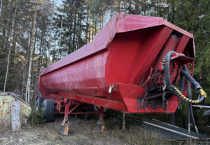 Robuste Kaiser sora-puoliperävaunu – vaurioitunut