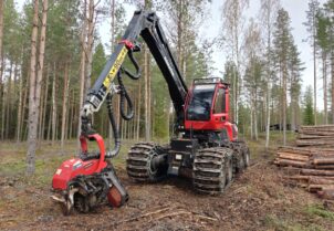 Komatsu XH931 XC-3 Harvesteri
